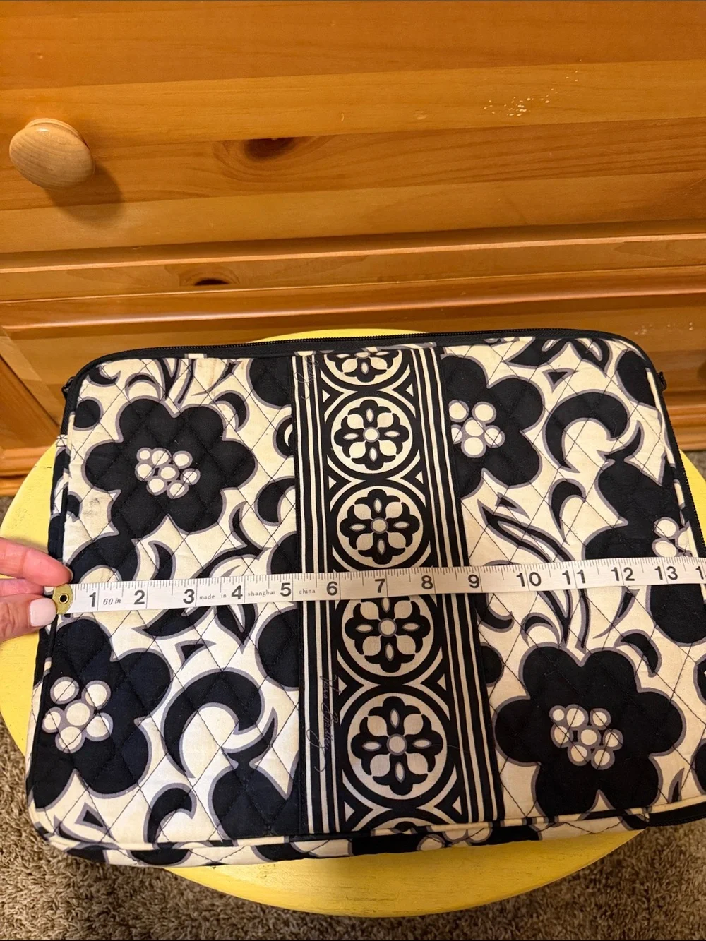 Vera Bradley Night and Day Retired Quilted Laptop Portfolio Case Black & White